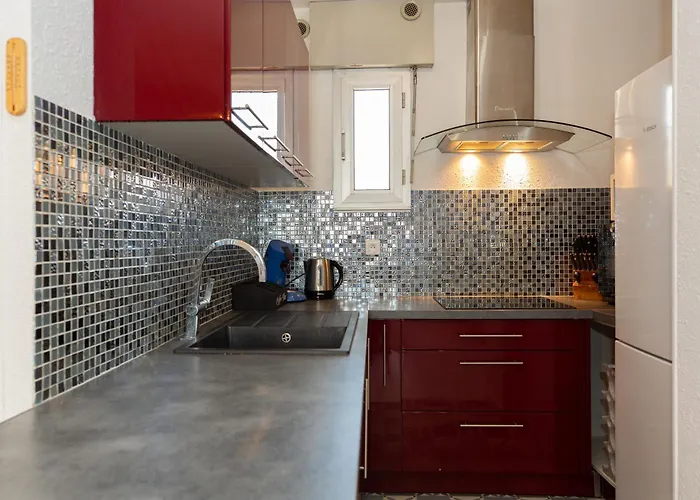 Atlantic Selection - Ivato, Au Port De קפברטון