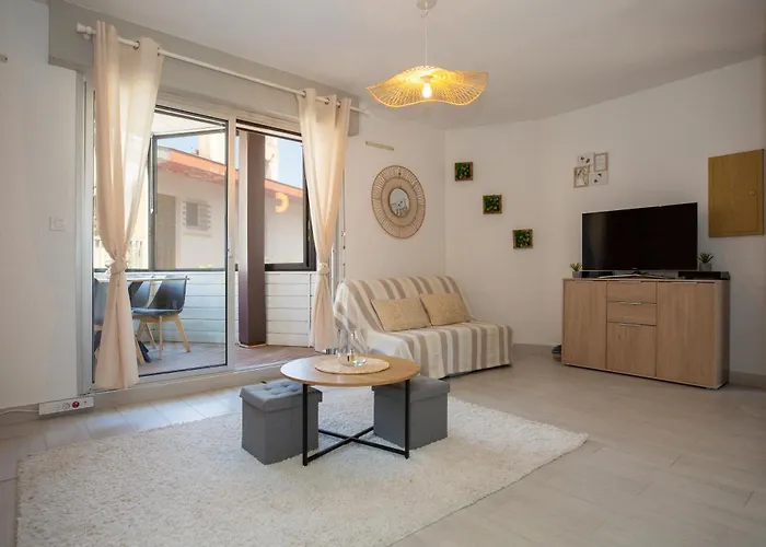 Atlantic Selection - Ivato, Au Port De